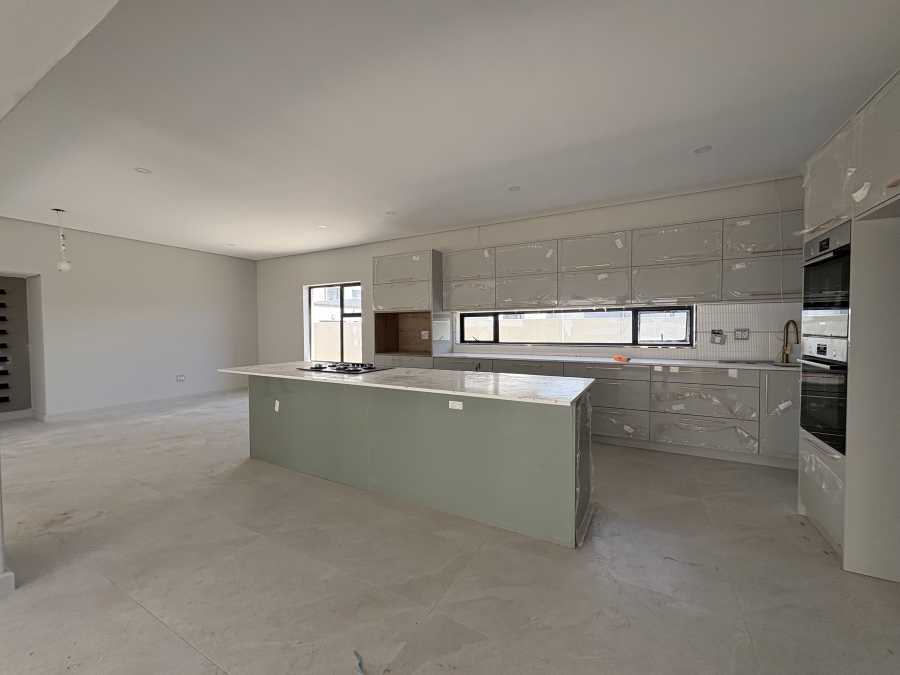 4 Bedroom Property for Sale in Sandown Western Cape